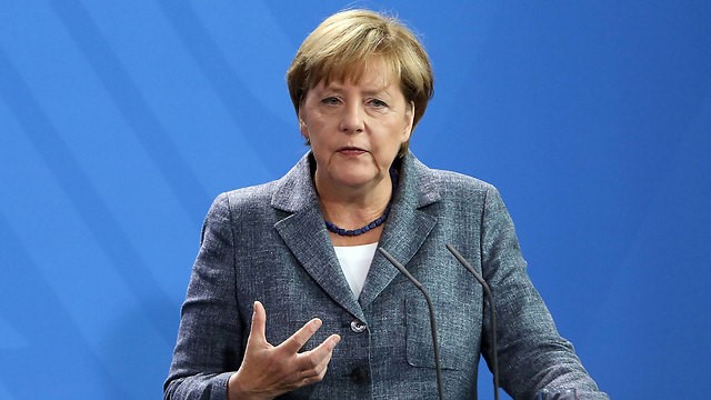 A bevándorlók antiszemitizmusa miatt aggódik Angela Merkel