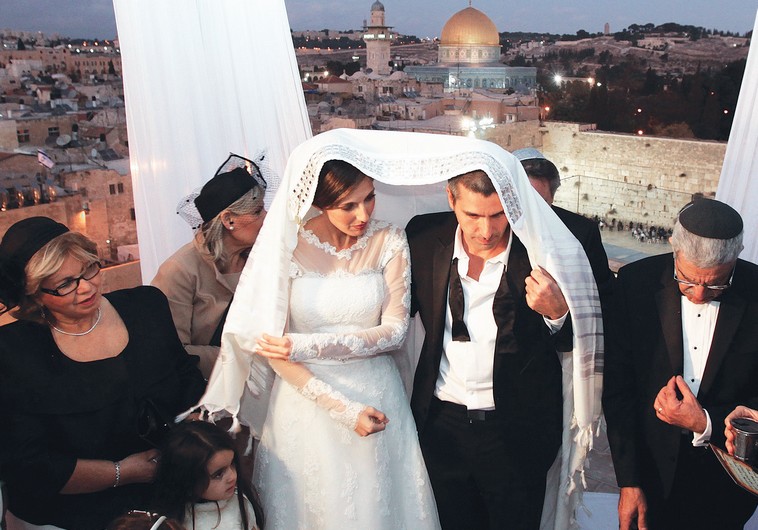 Az izraeli zsidók többsége nem akar az állami rabbinátus égisze alatt házasodni