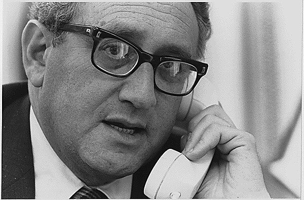 Előbb a rend, aztán a béke – mit tanulhatunk ma Kissinger közel-keleti diplomáciájából?