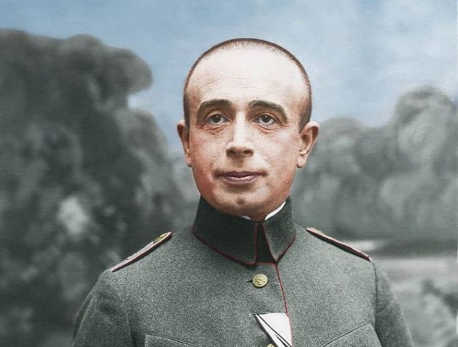 A zsidó százados, aki Vaskeresztre terjesztette fel Hitlert