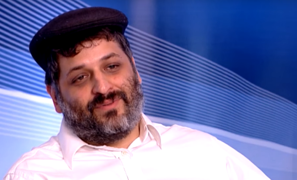 „Vannak boldog családok… legalább hét-nyolc jut az eszembe”